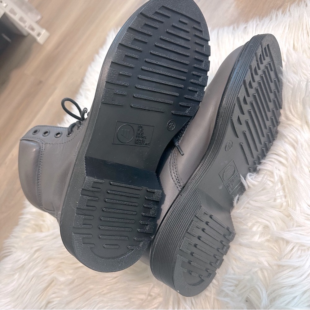 MaxMara Gray Ankle Boots - Picture 2 of 11